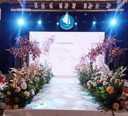CHO THUÊ MÀN HÌNH LED P2 TIỆC CƯỚI TRONG NHÀ