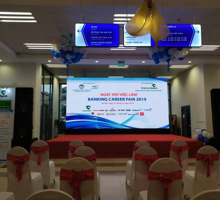 Cho thuê Màn hình LED P3 trong nhà tại sự kiện Ngày hội việc làm Vietcombank