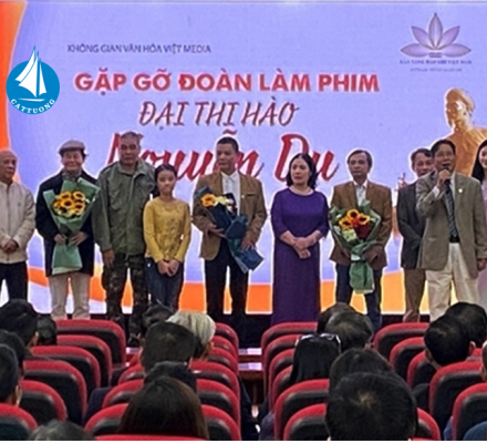 CHO THUÊ MÀN HÌNH LED TRONG NHÀ TẠI SỰ KIỆN GẶP GỠ VỚI ĐOÀN LÀM PHIM VỀ ĐẠI THI HÀO NGUYỄN DU