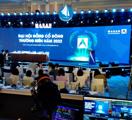 LED P2 LẮP CONG TUNG HOÀNH TẠI HÀ NỘI