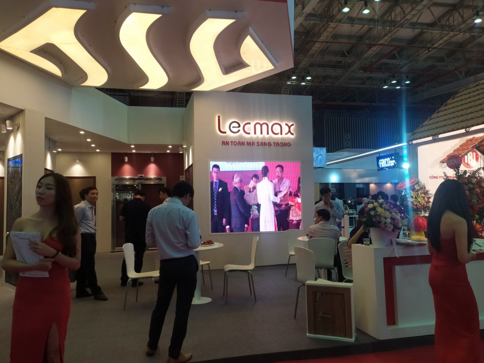 Cho thuê Màn hình LED P3 trong nhà tại TP Hồ Chí Minh - Lecmax